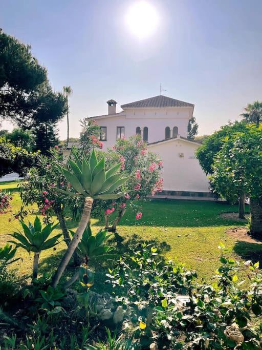 Villa Santa Cristina Cerca Del Mar Марбелья Экстерьер фото